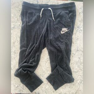 Nike lounge pants